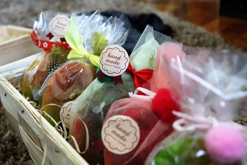 Artisanal Gifts